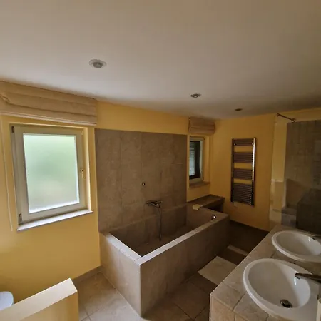 Guest house Kraj Moscenicka Draga